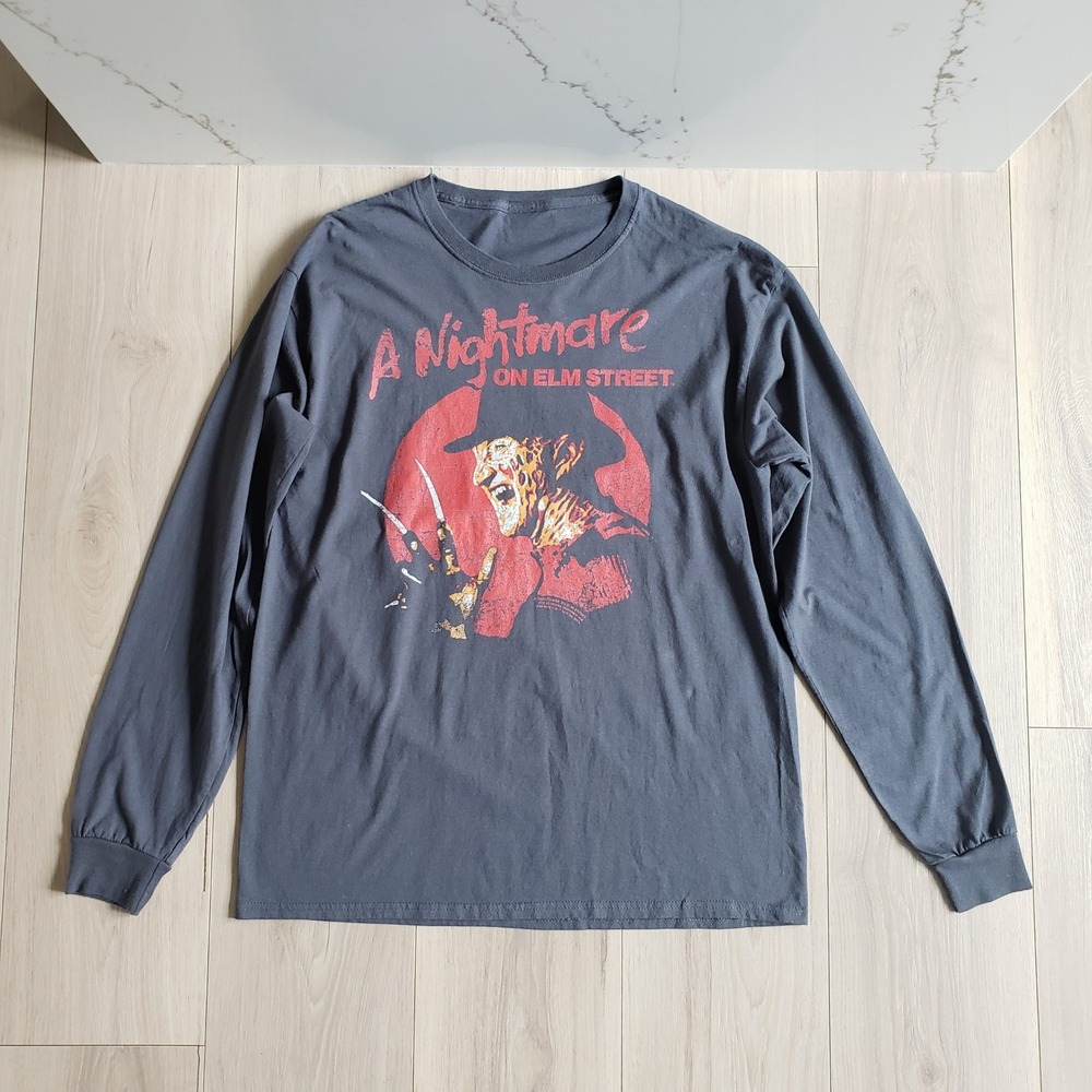 A Nightmare on Elm Street Shirt Mens M Gray Freddy Krueger Long Sleeve Tee